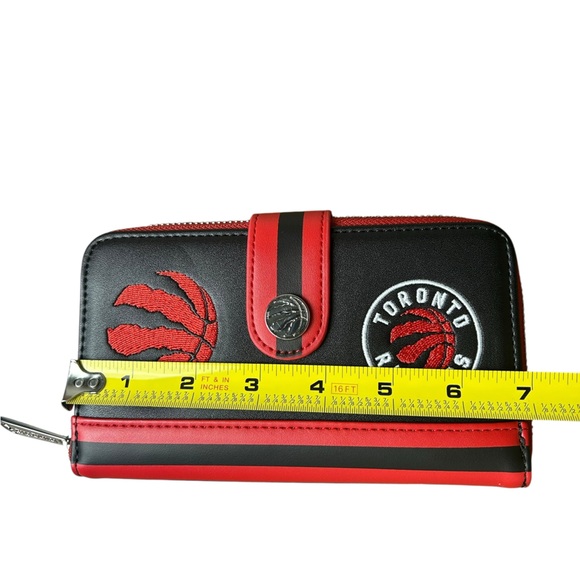 Loungefly NBA Toronto Raptors Zip Around Wallet - Picture 4 of 7
